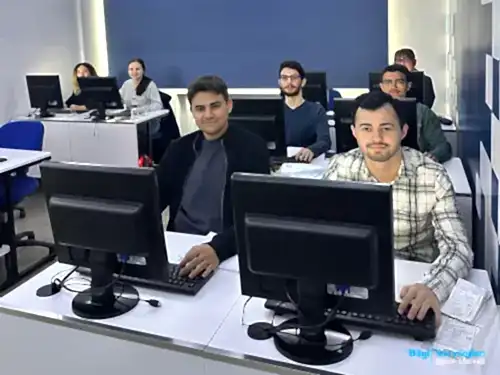 sosyal medya uzmanı eğitimi